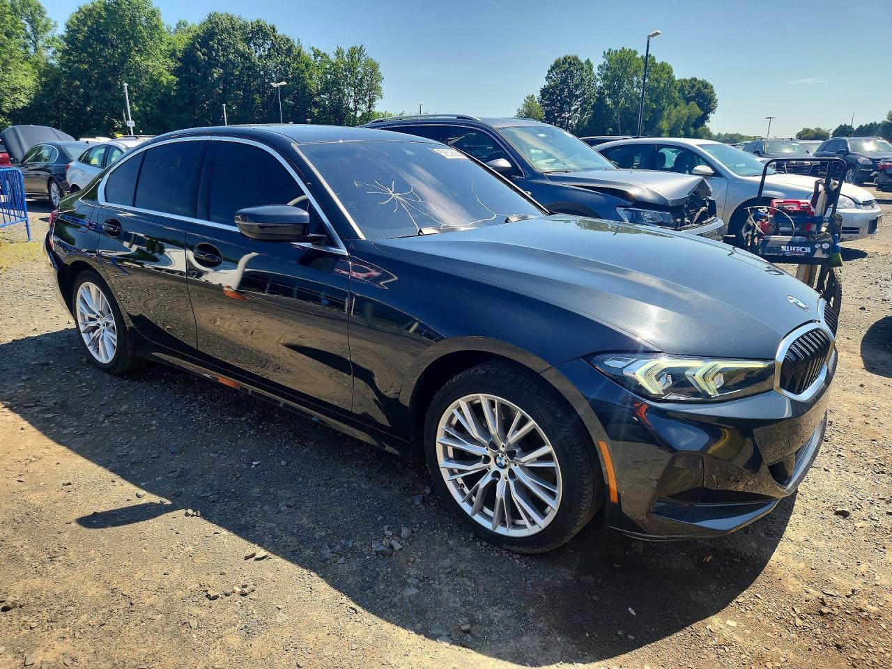 2024 BMW 330I - Фото 4