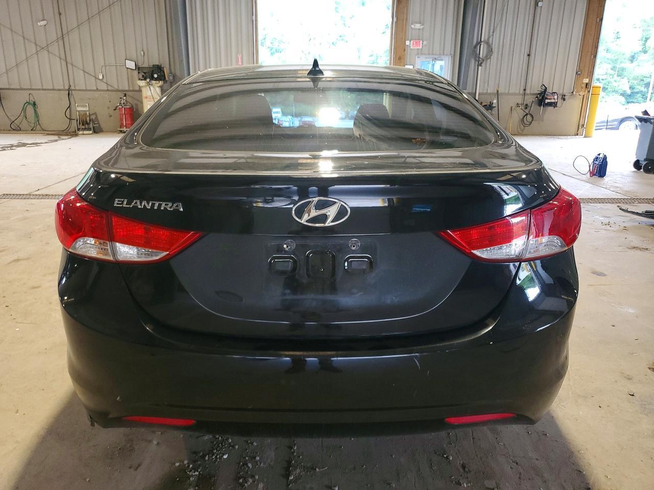 2012 Hyundai Elantra Gls - Фото 6