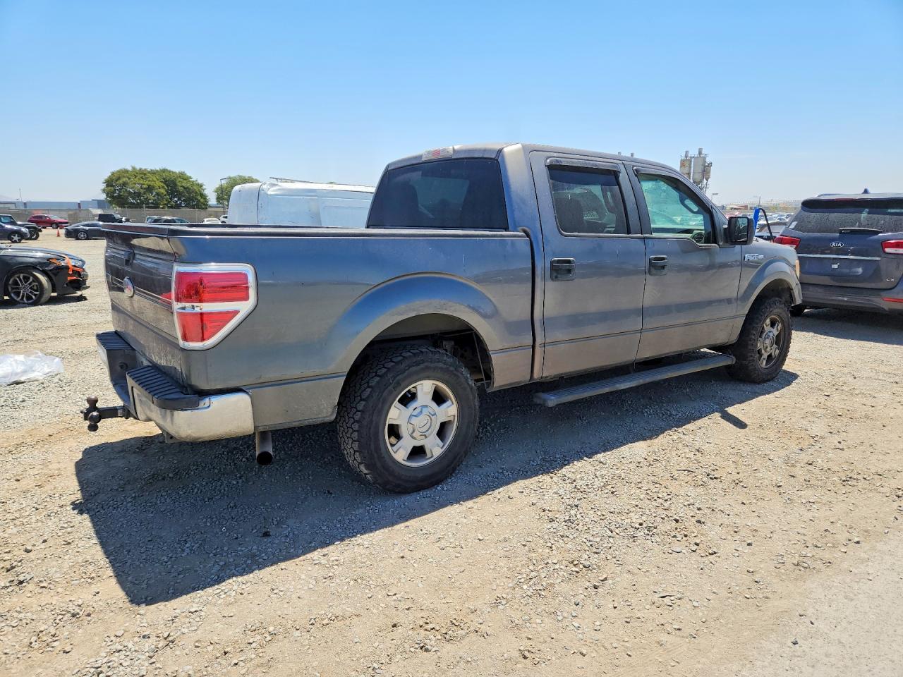 2010 Ford F150 Supercrew - Фото 3