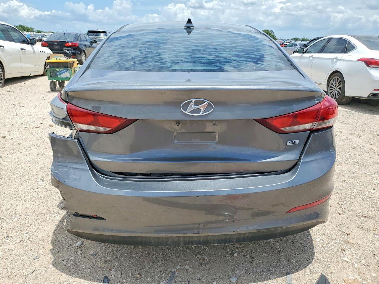 2017 Hyundai Elantra Se - Image 6