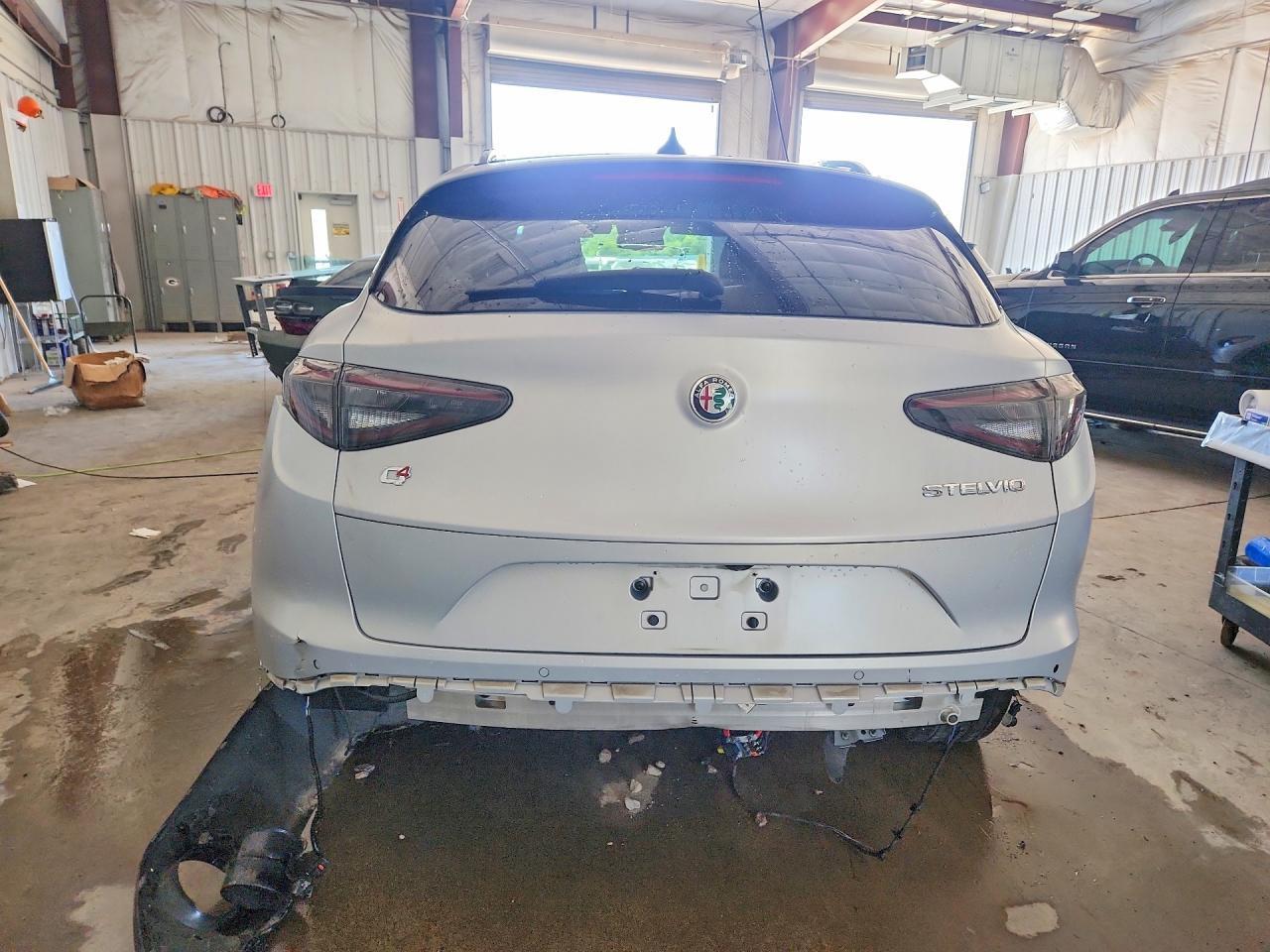 2024 Alfa Romeo Stelvio Ti - Фото 6