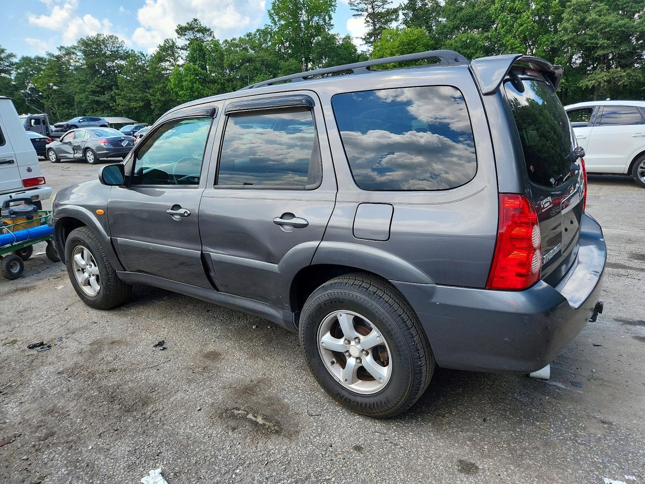 2005 Mazda Tribute S - Фото 2