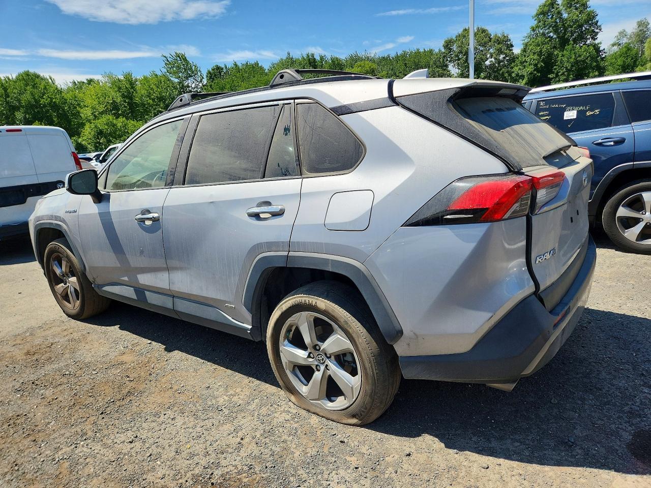 2020 Toyota Rav4 Limited - Фото 2