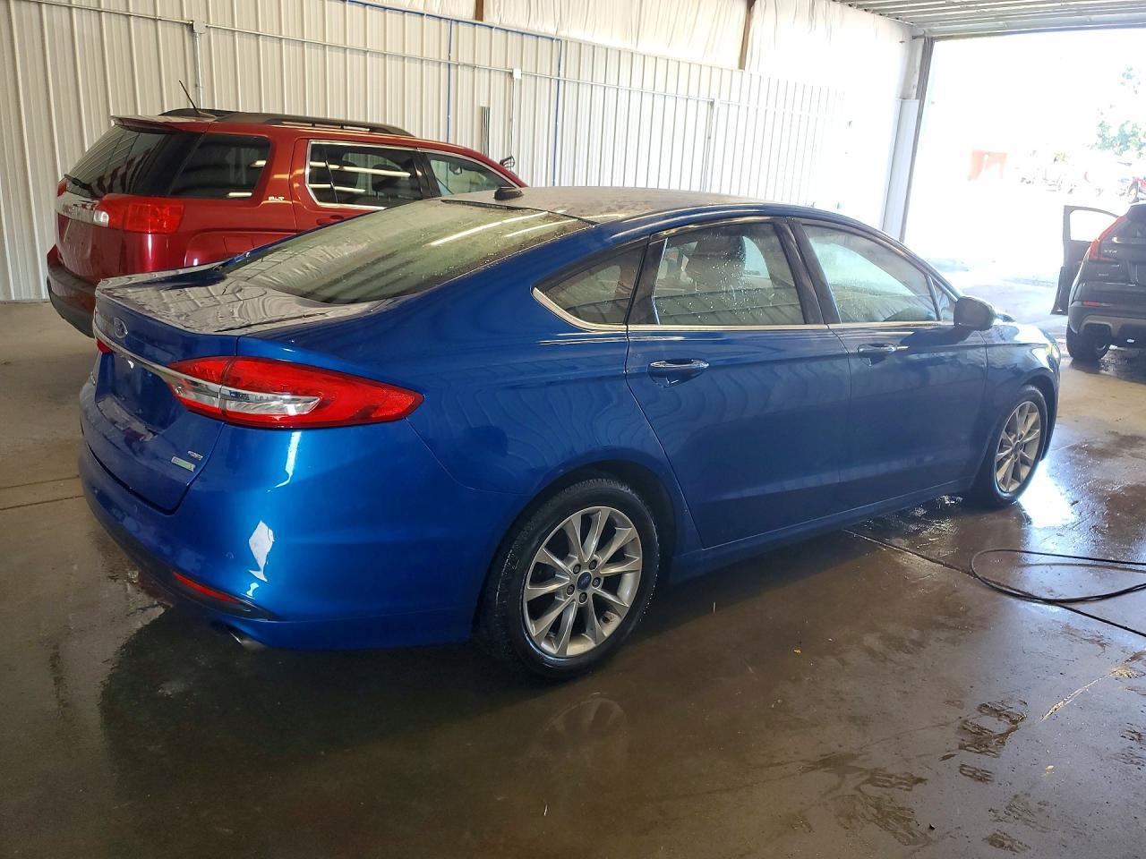 2017 Ford Fusion Se - Image 3