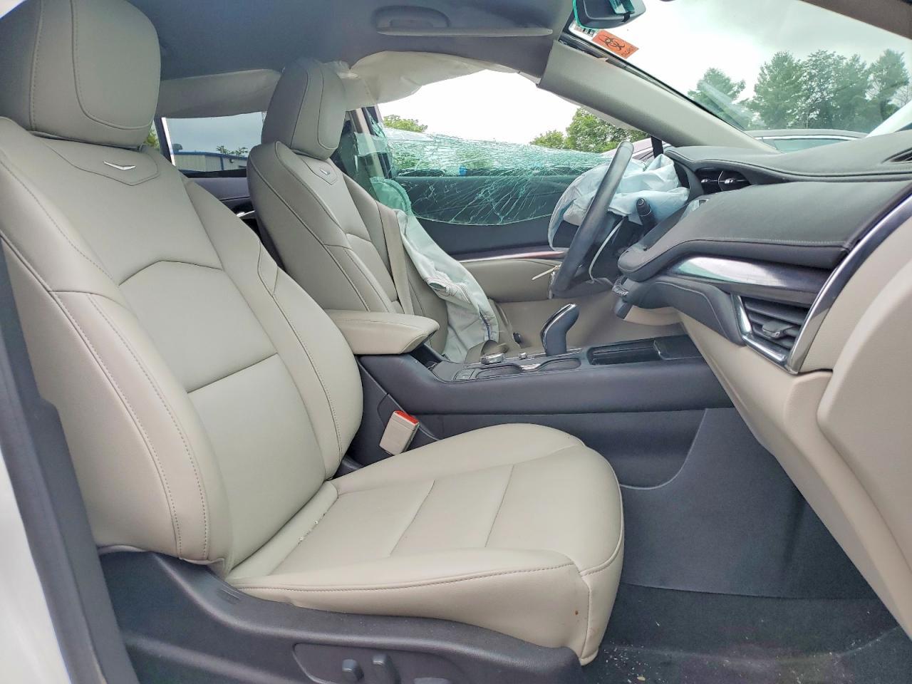 2022 Cadillac Xt4 Luxury - Фото 7