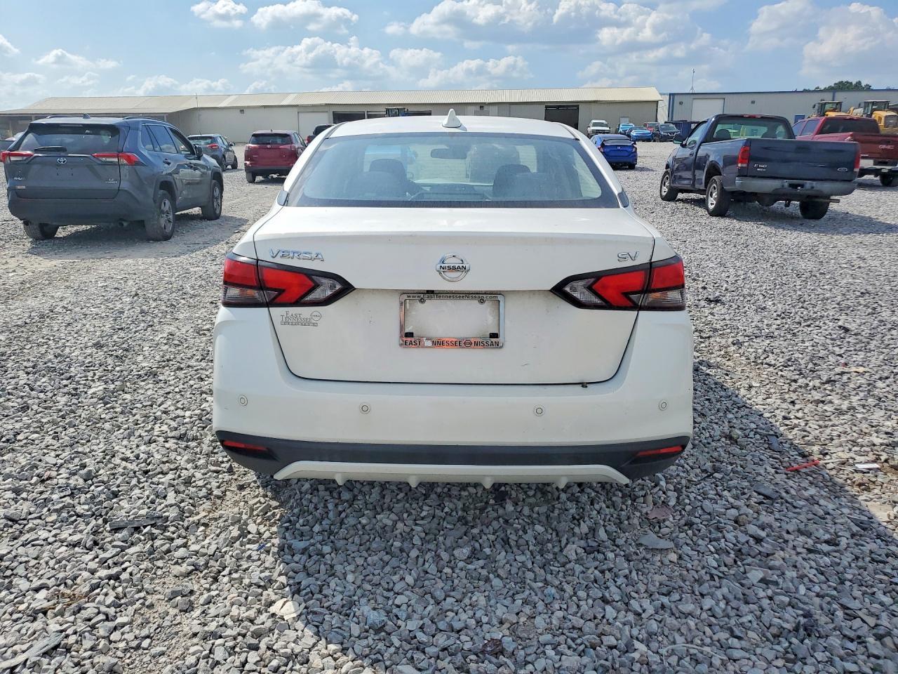 2020 Nissan Versa Sv - Фото 6