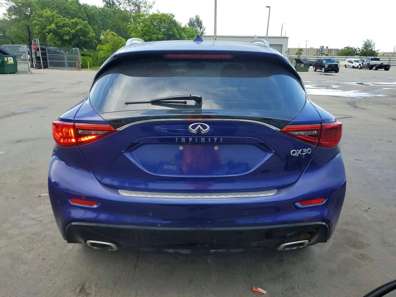 2019 Infiniti Qx30 Luxe - Image 6