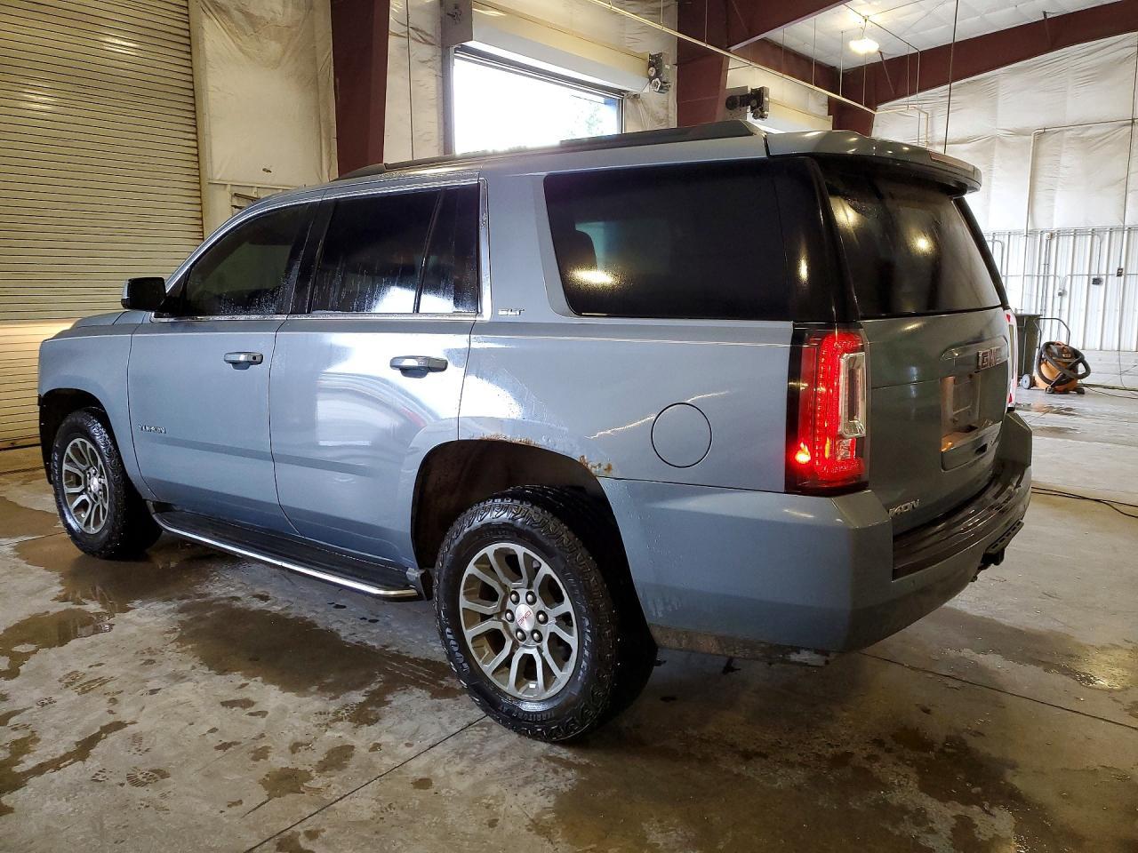 2016 GMC Yukon Slt - Image 2