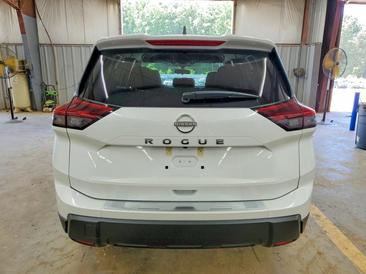 2026 Nissan Rogue Sv - Image 6