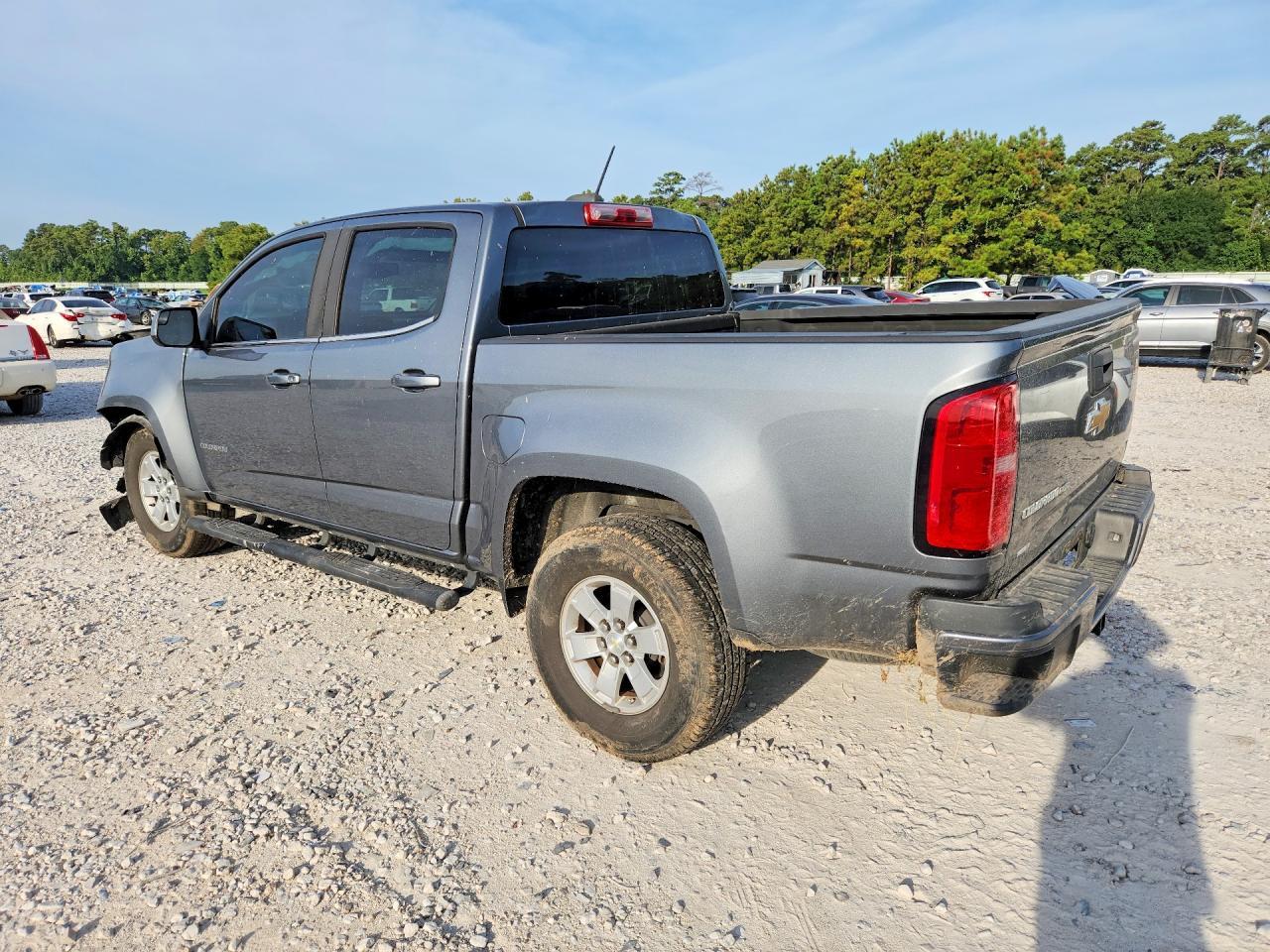 2020 Chevrolet Colorado - Фото 2
