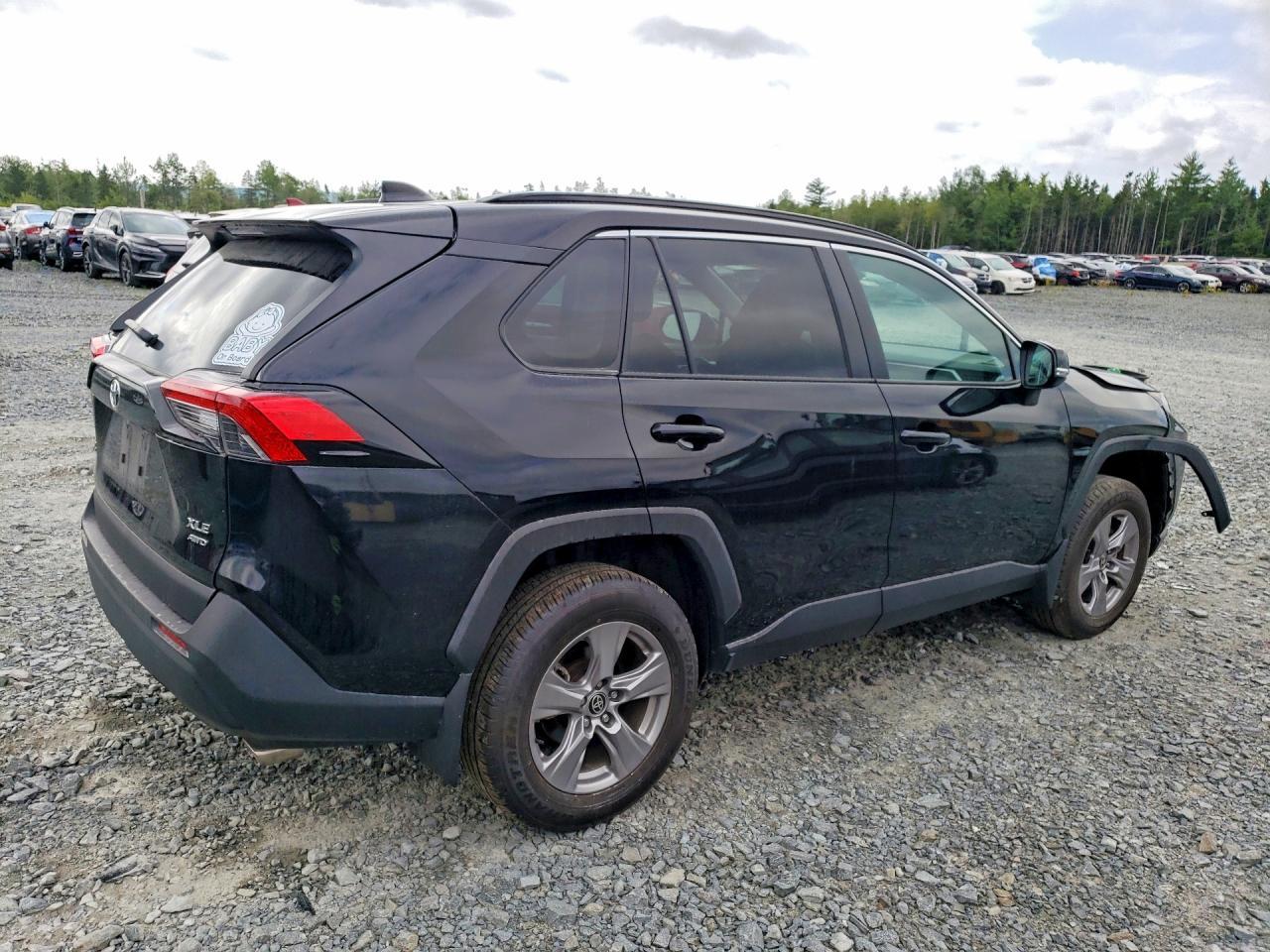 2025 Toyota Rav4 Xle - Image 3