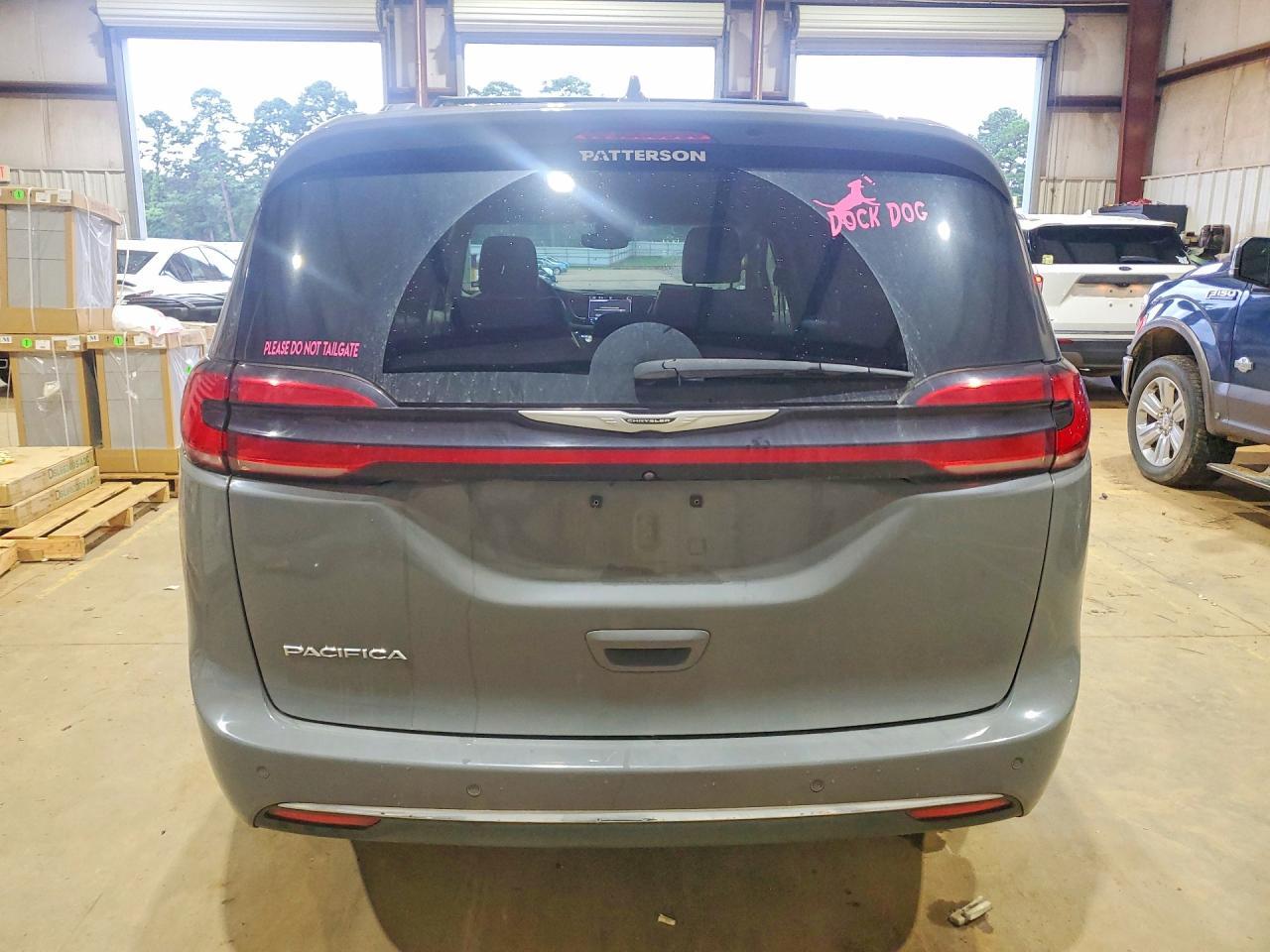 2022 Chrysler Pacifica Touring L - Фото 6