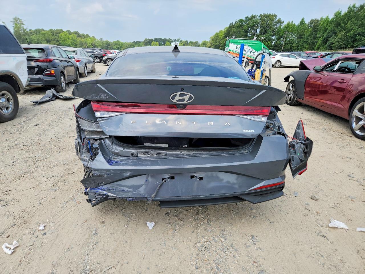 2025 Hyundai Elantra Limited - Фото 6