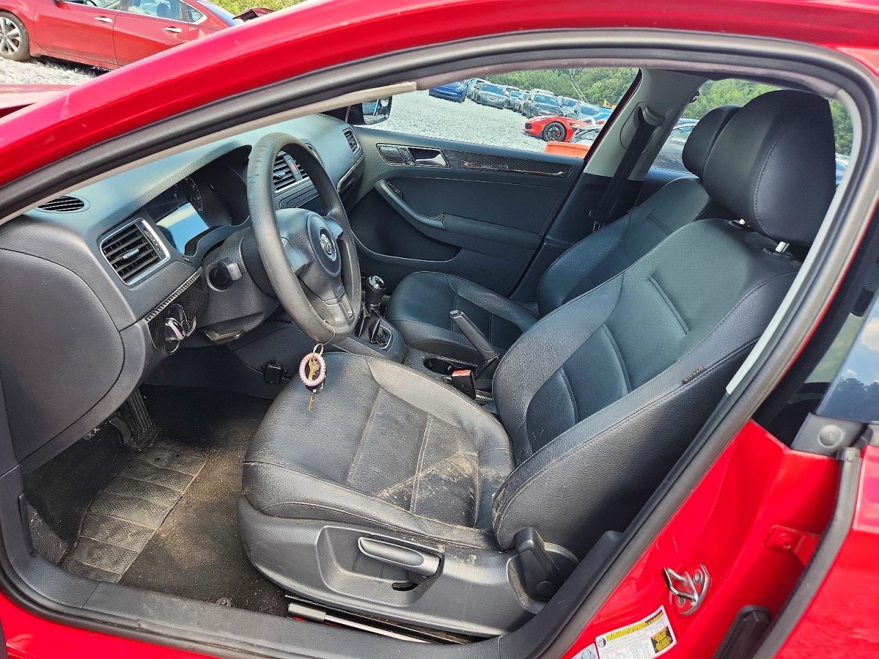 2012 Volkswagen Jetta Base - Image 7