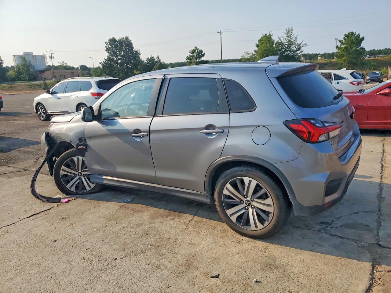 2024 Mitsubishi Outlander Sport S/Se - Фото 2