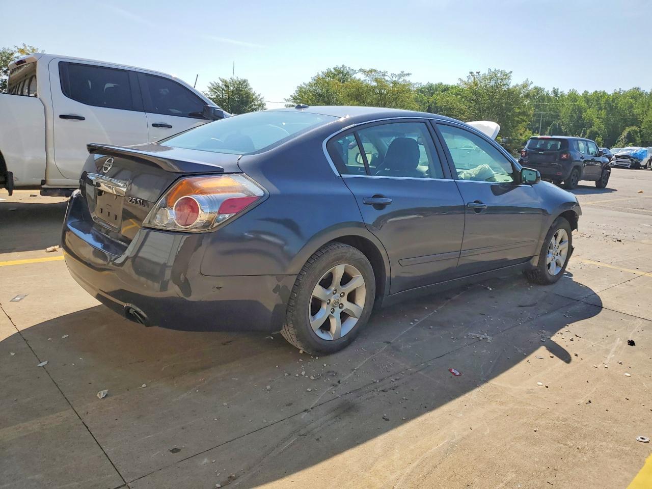 2012 Nissan Altima 2.5 - Image 3