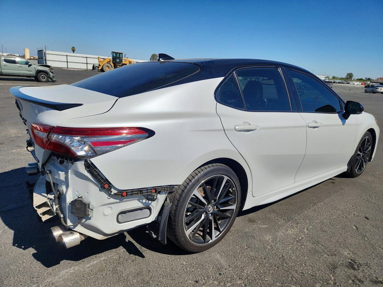 2019 Toyota Camry Xse V6 - Фото 3