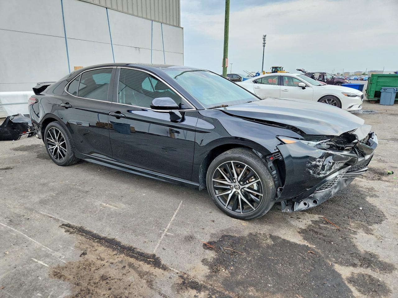 2024 Toyota Camry Se - Фото 4