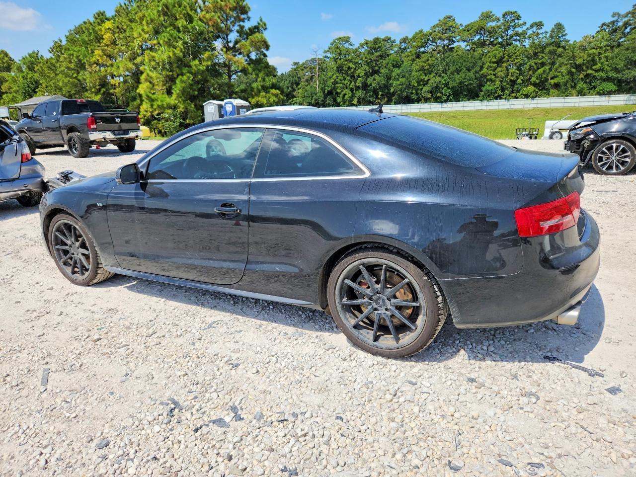 2011 Audi S5 Premium Plus - Image 2