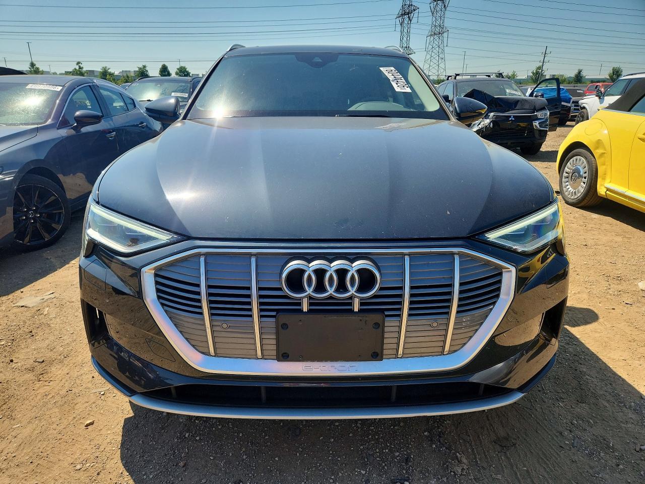 2021 Audi E-Tron Premium - Фото 5