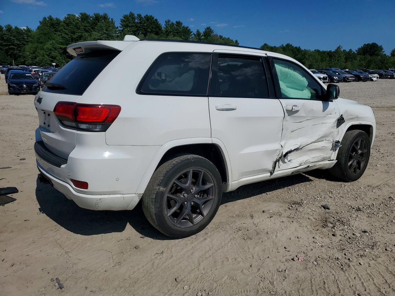 2021 Jeep Grand Cherokee Limited - Image 3