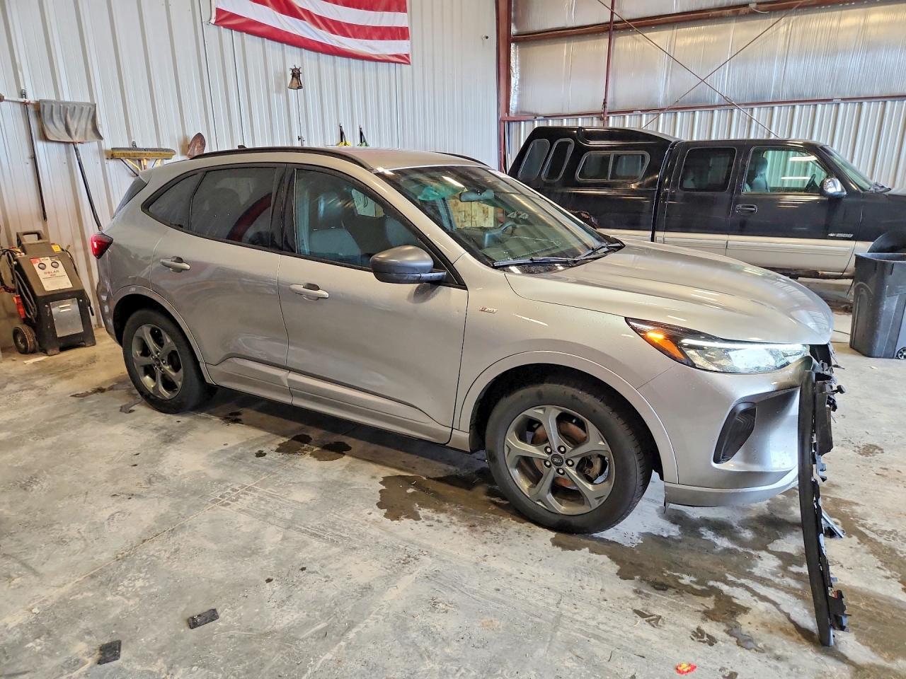 2023 Ford Escape St Line - Фото 4