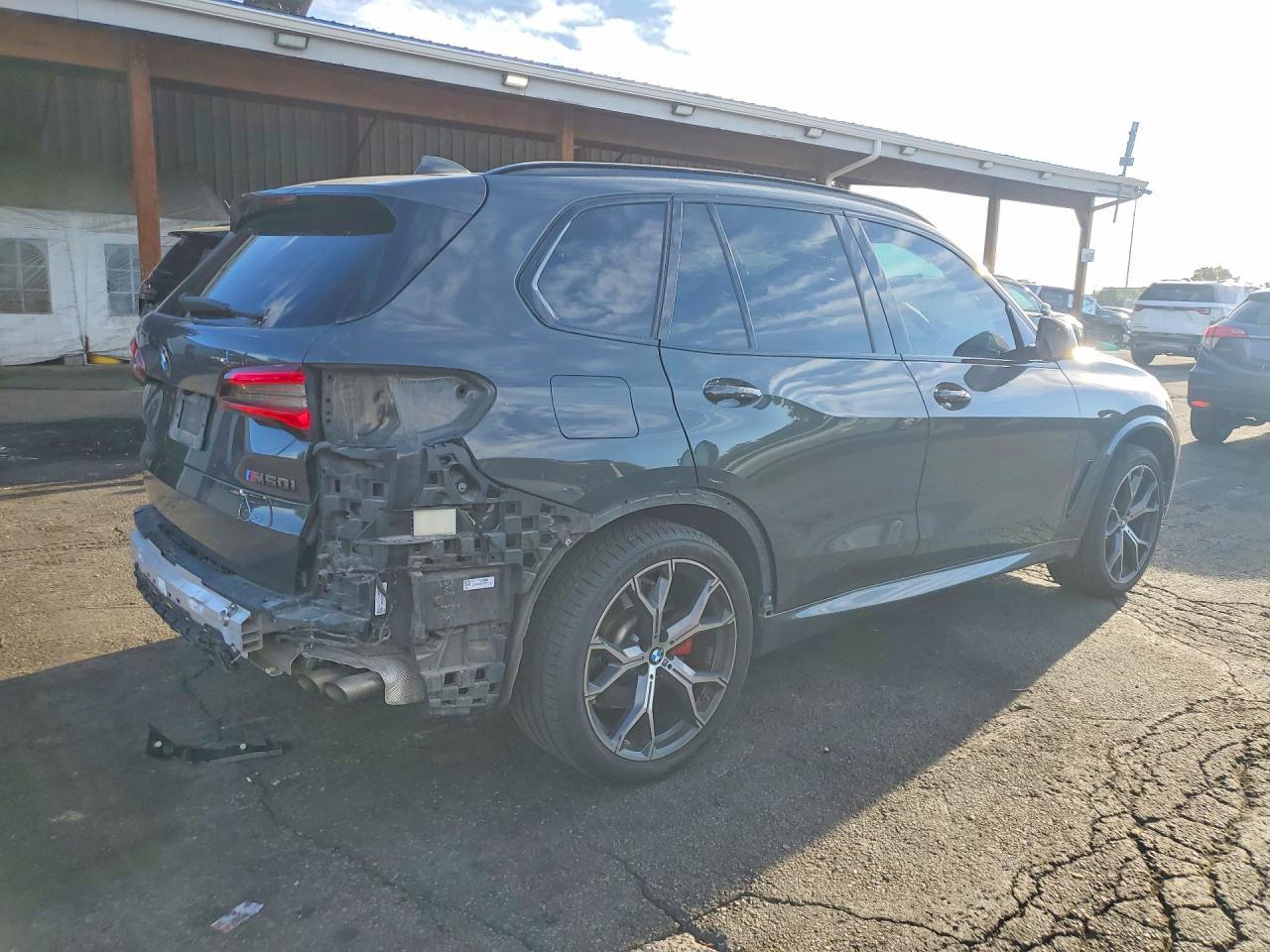 2023 BMW X5 M50I - Фото 3