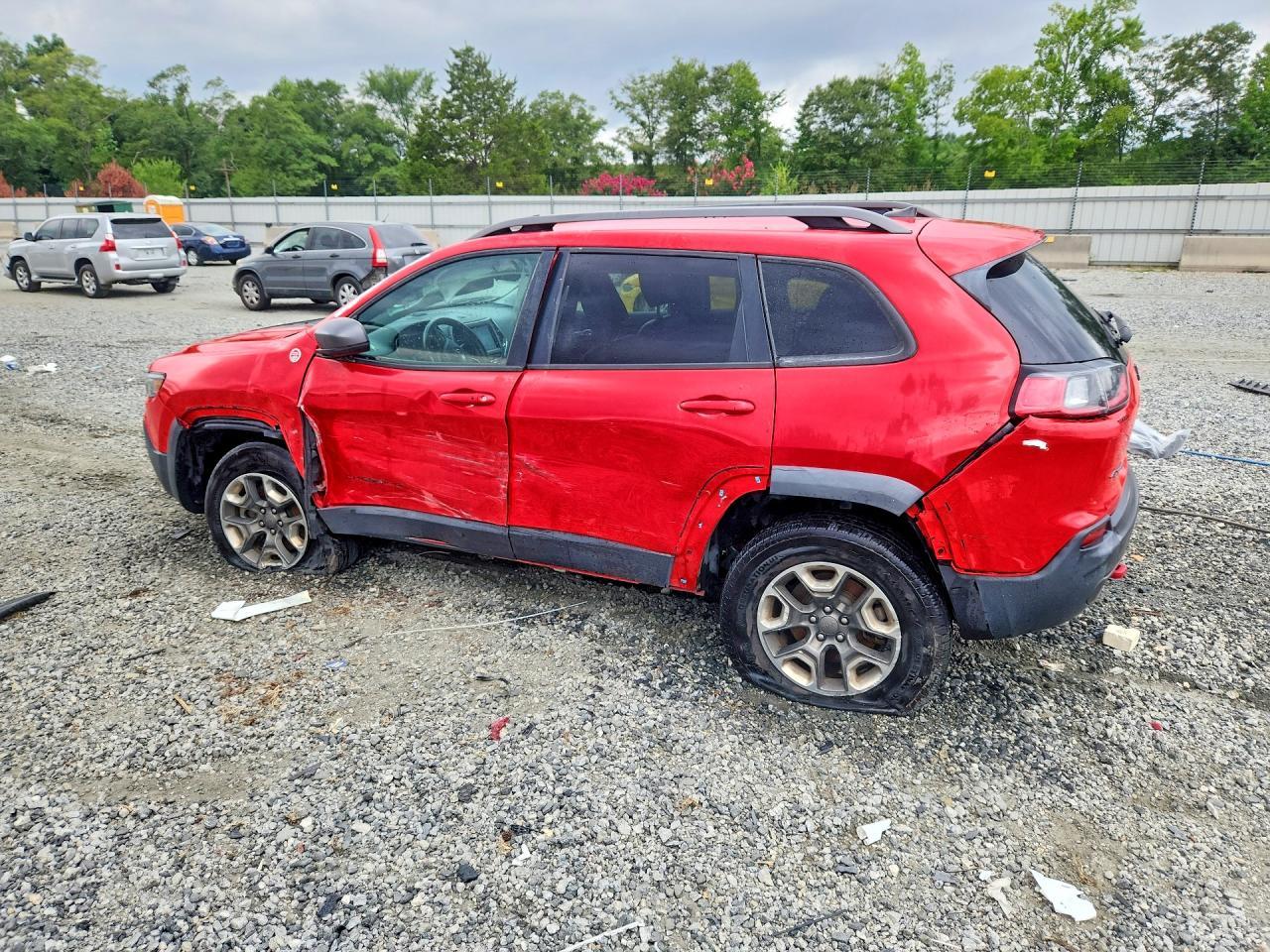 2019 Jeep Cherokee Trailhawk - Фото 2