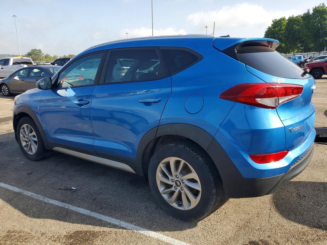 2017 Hyundai Tucson Se - Image 2