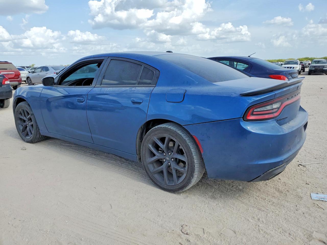 2021 Dodge Charger Sxt - Image 2