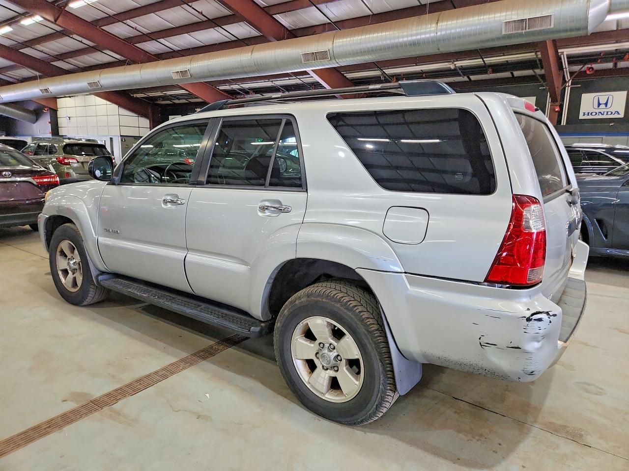 2009 Toyota 4Runner Sr5 - Фото 2