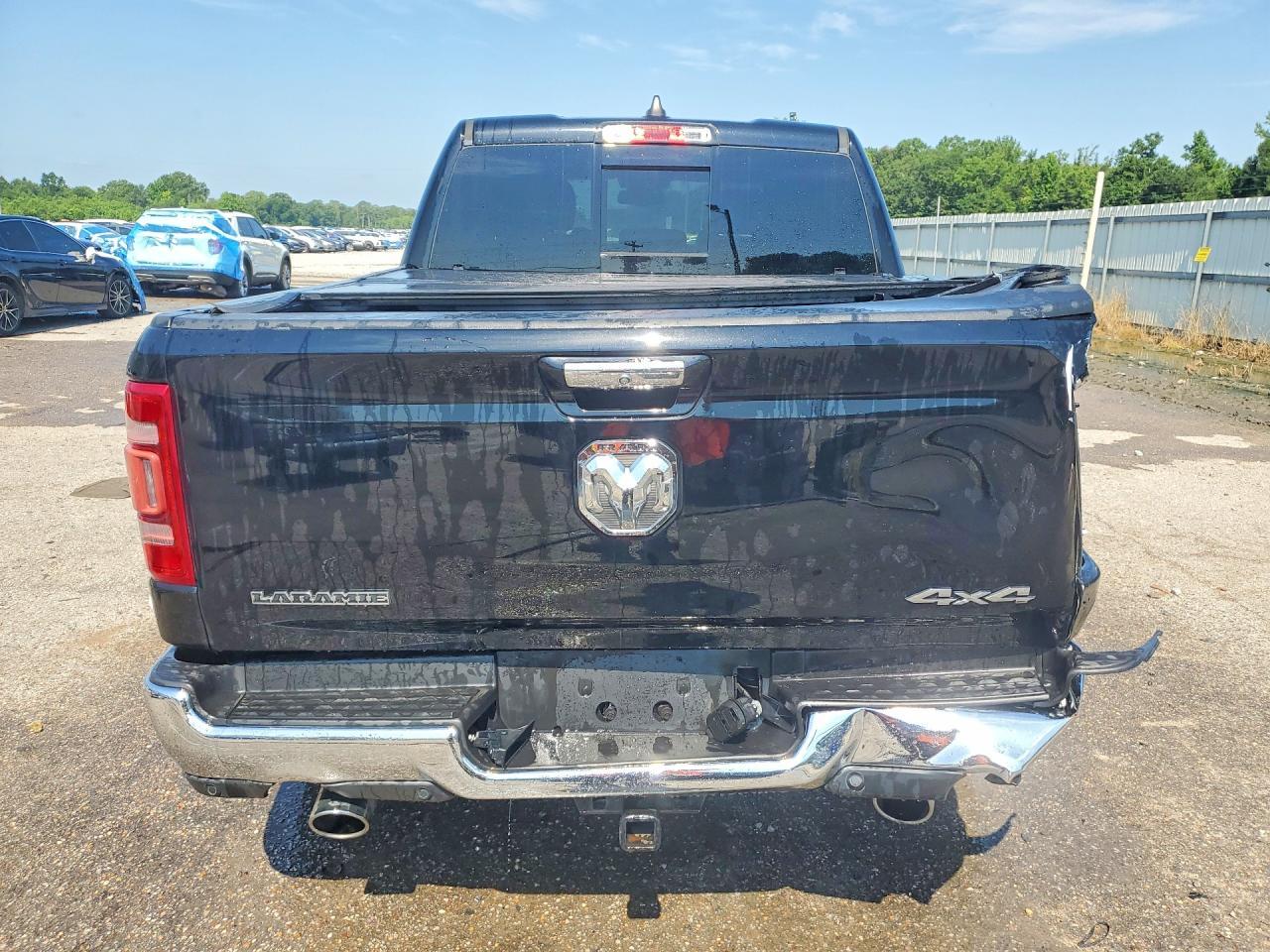 2019 Ram 1500 Laramie - Фото 6