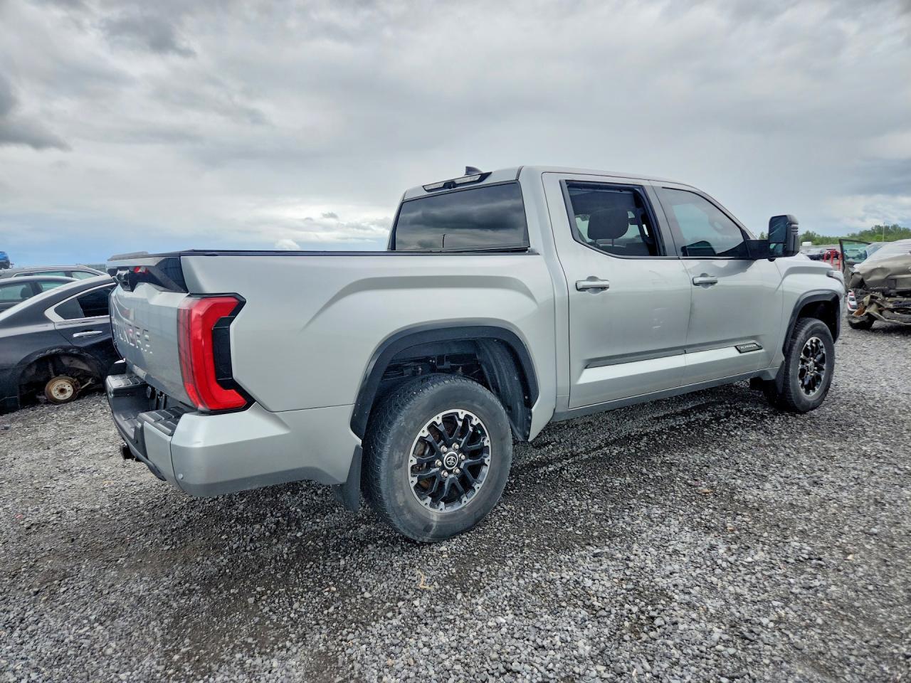 2022 Toyota Tundra Platinum - Фото 3