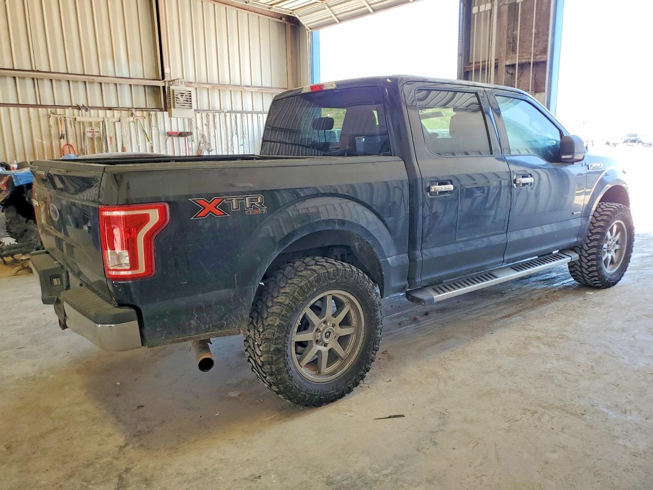 2017 Ford F150 Supercrew - Фото 3