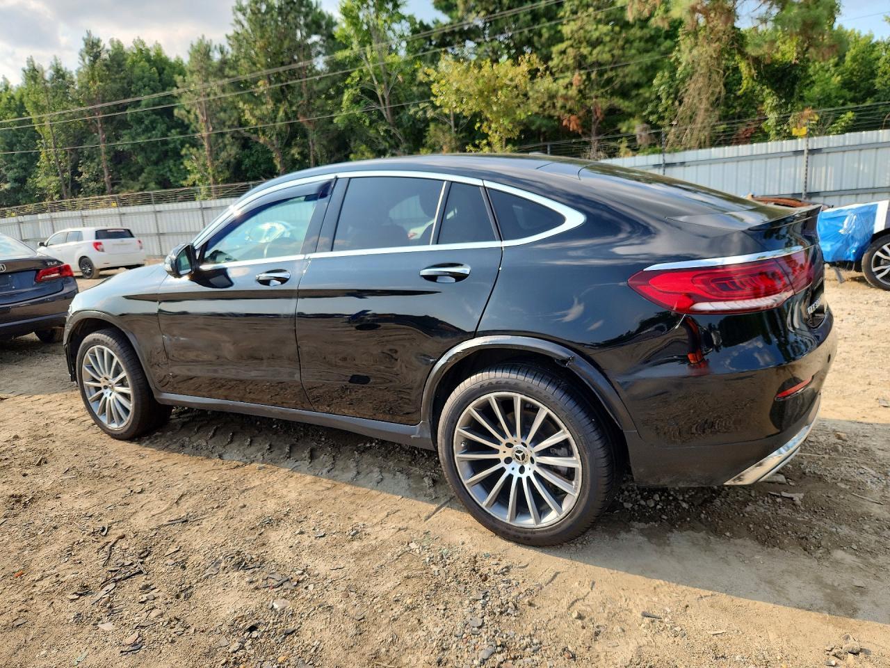2021 Mercedes-Benz Glc Coupe 300 4Matic - Фото 2