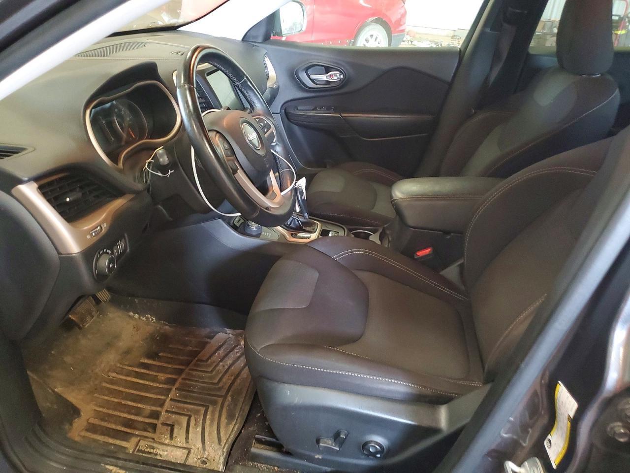 2016 Jeep Cherokee Latitude - Image 7
