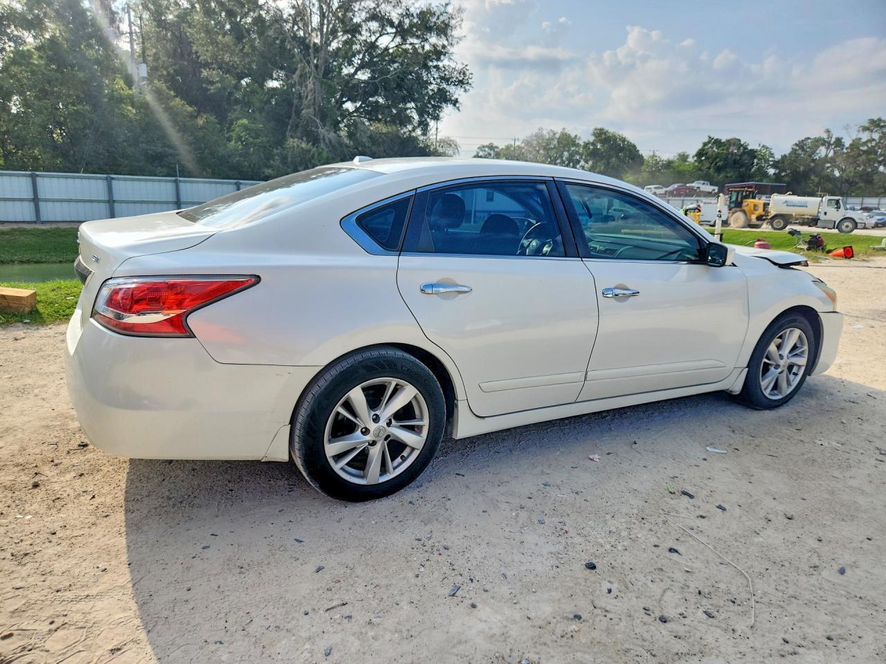 2015 Nissan Altima 2.5 Sv - Фото 3