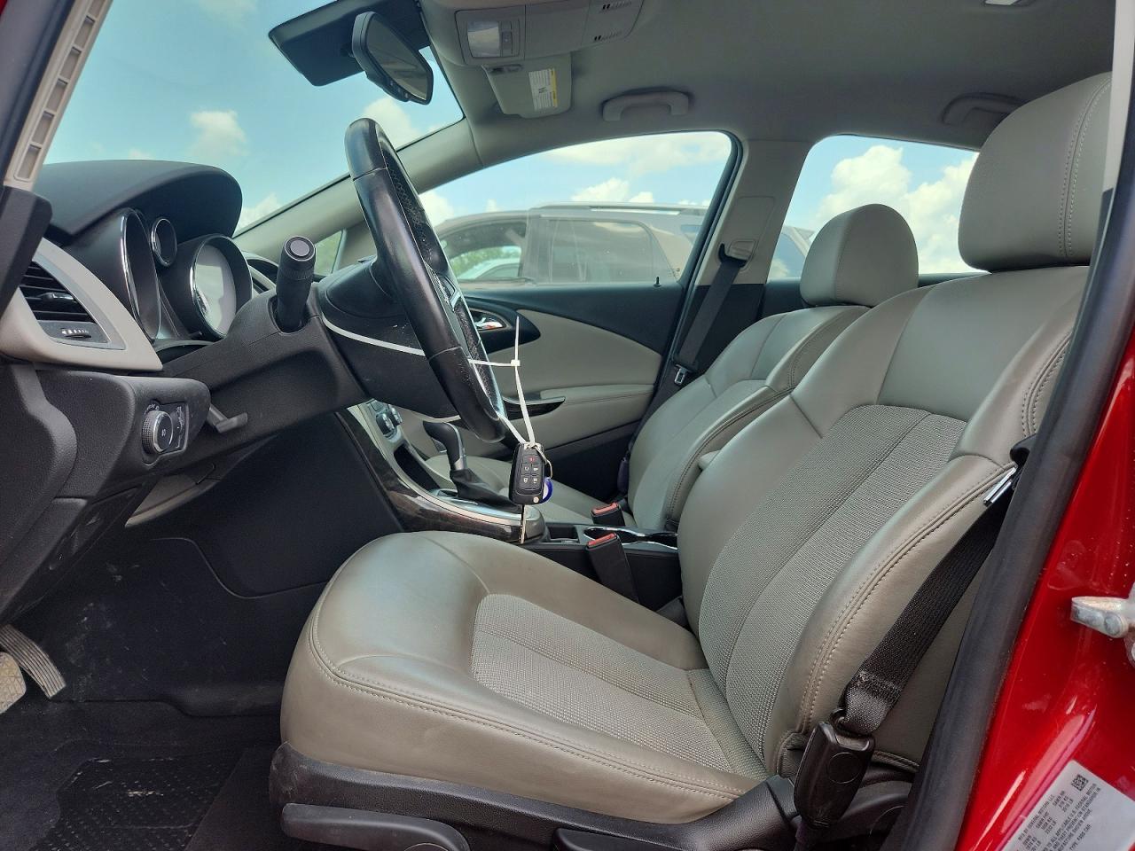2014 Buick Verano - Image 7