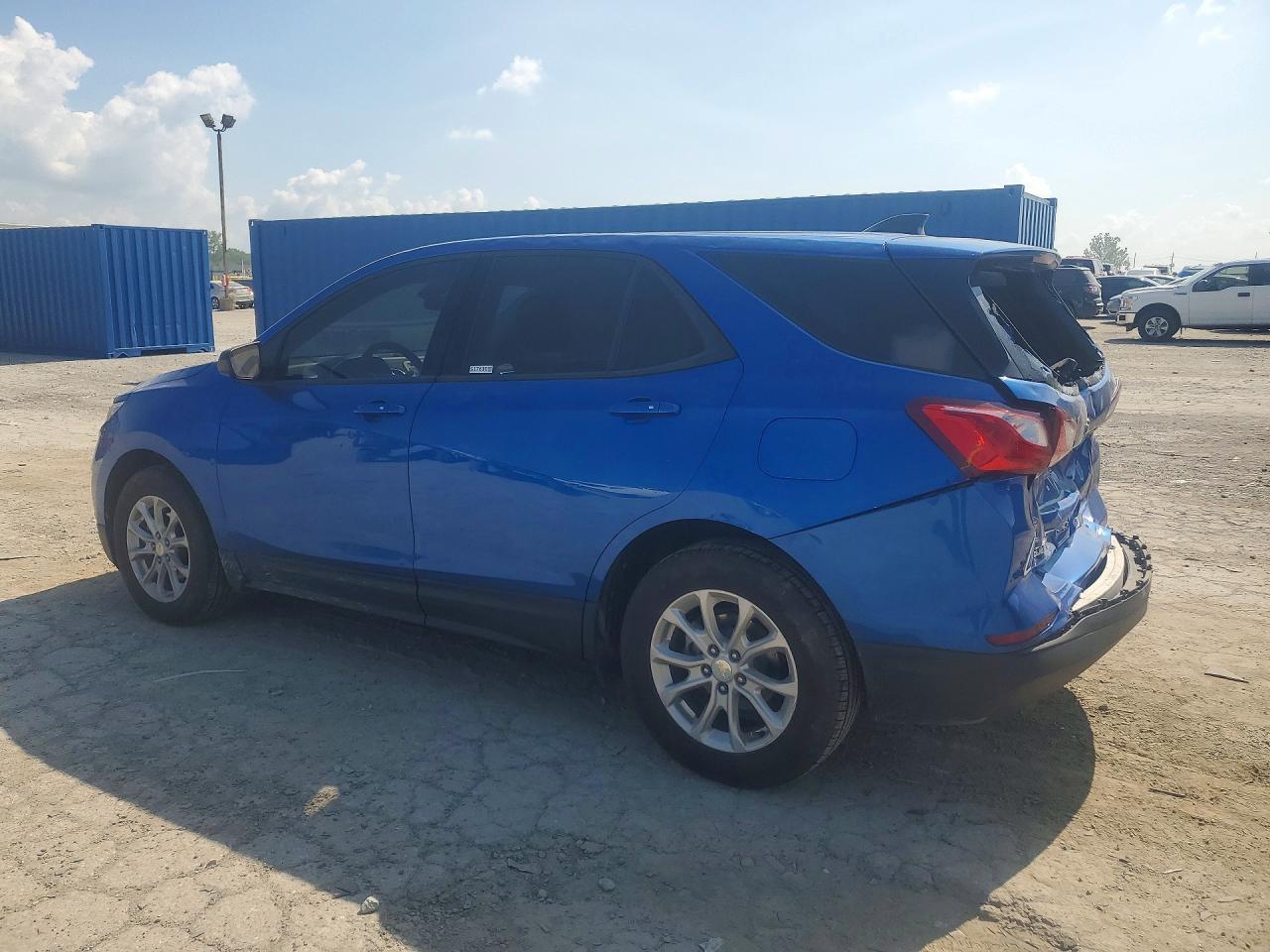 2019 Chevrolet Equinox Ls - Фото 2