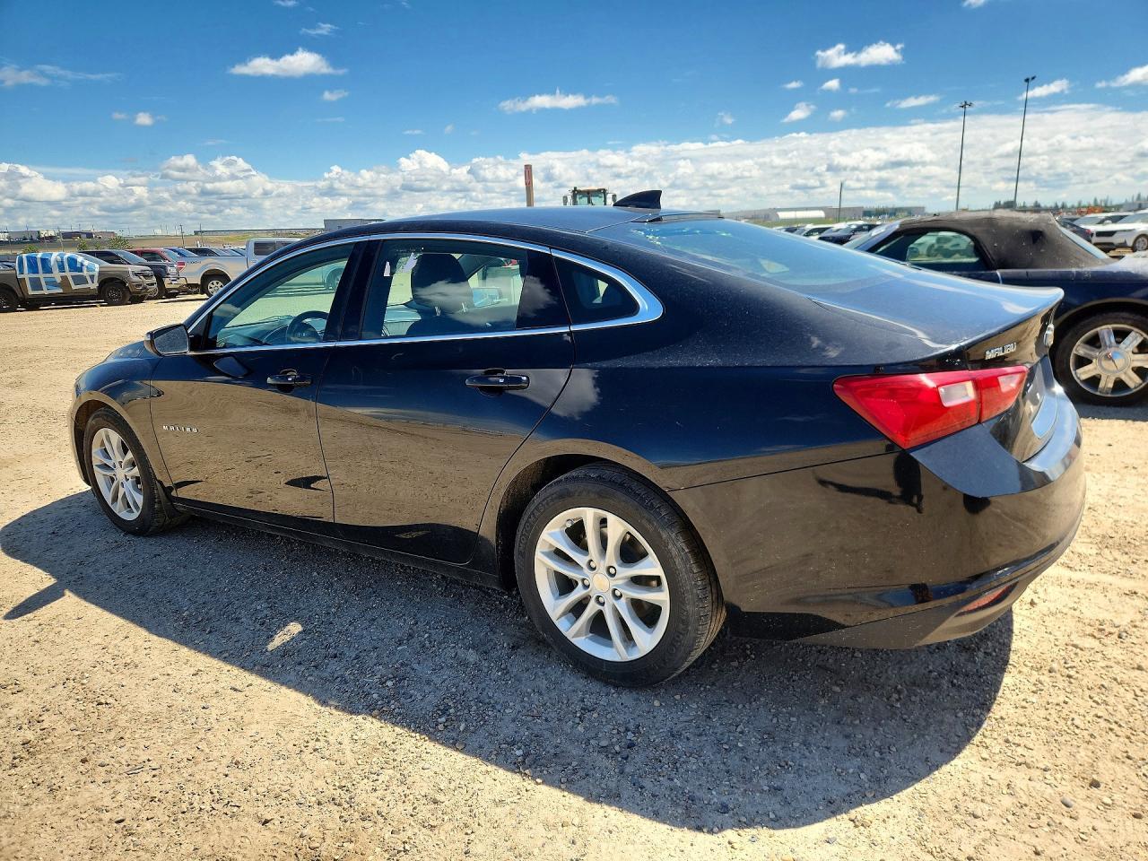 2018 Chevrolet Malibu - Фото 2