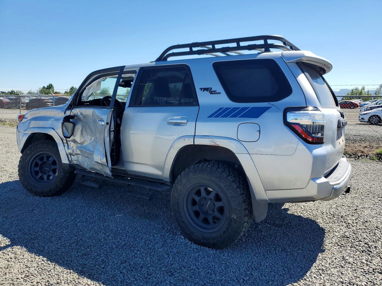 2023 Toyota 4Runner Trd Off-Road Premium - Фото 2