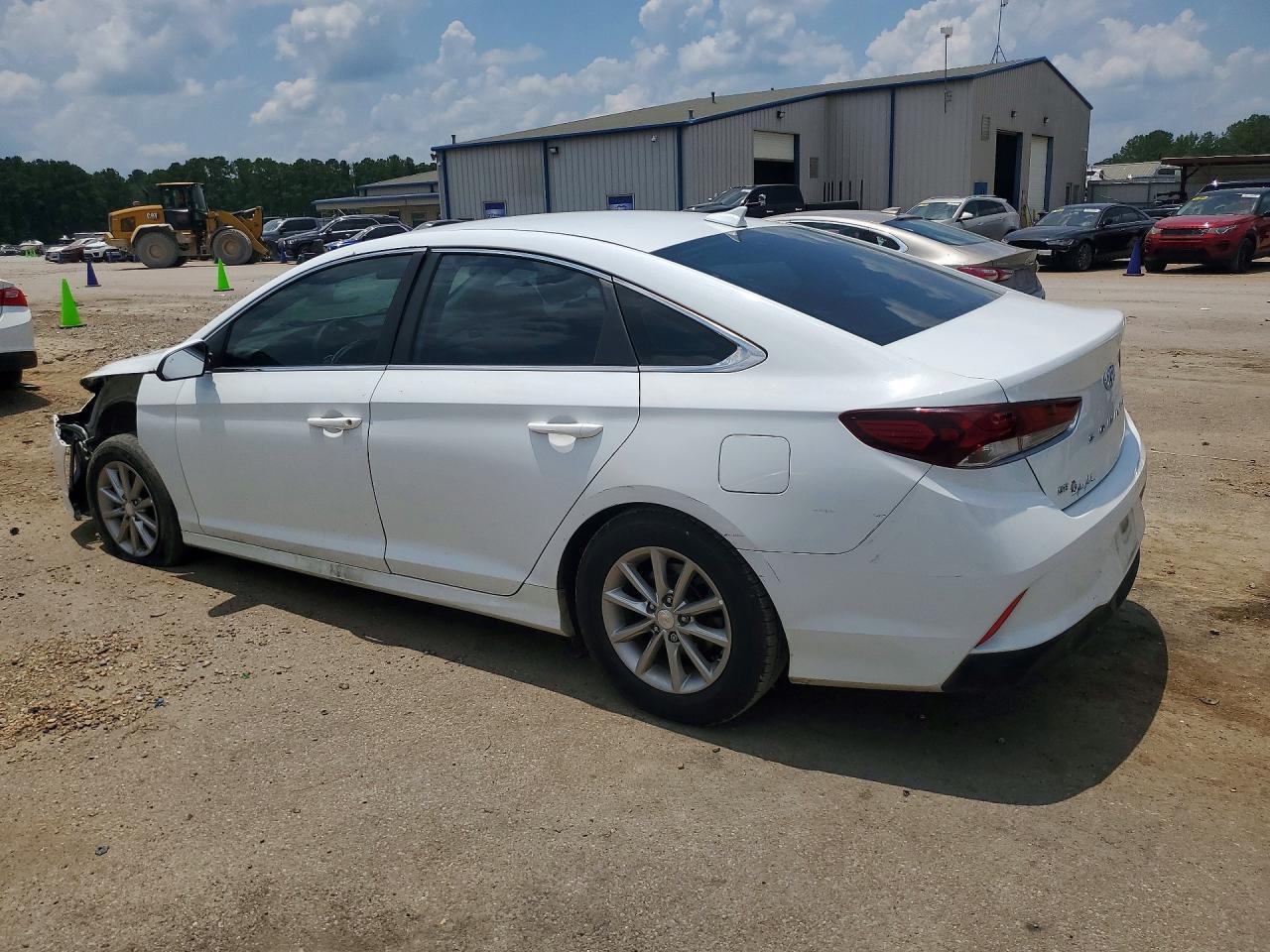 2019 Hyundai Sonata Se - Фото 2