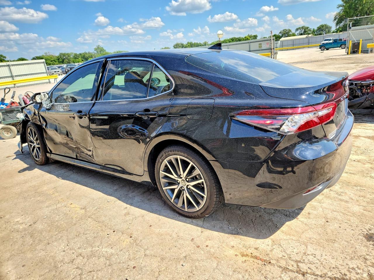 2023 Toyota Camry Xle - Фото 2