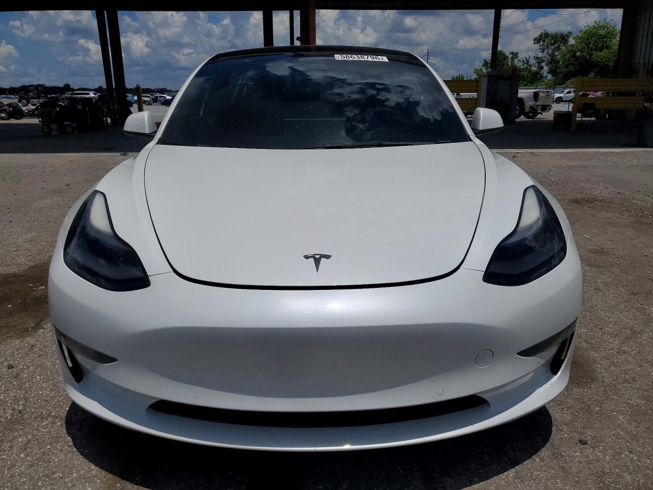 2022 Tesla Model 3 - Image 5