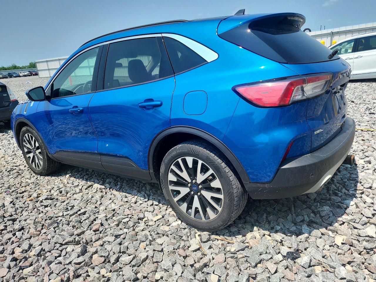 2020 Ford Escape Sel - Фото 2