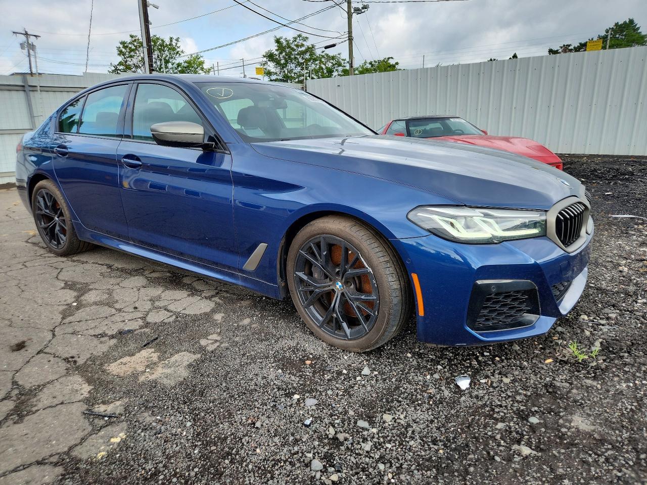 2023 BMW M550Xi - Image 4