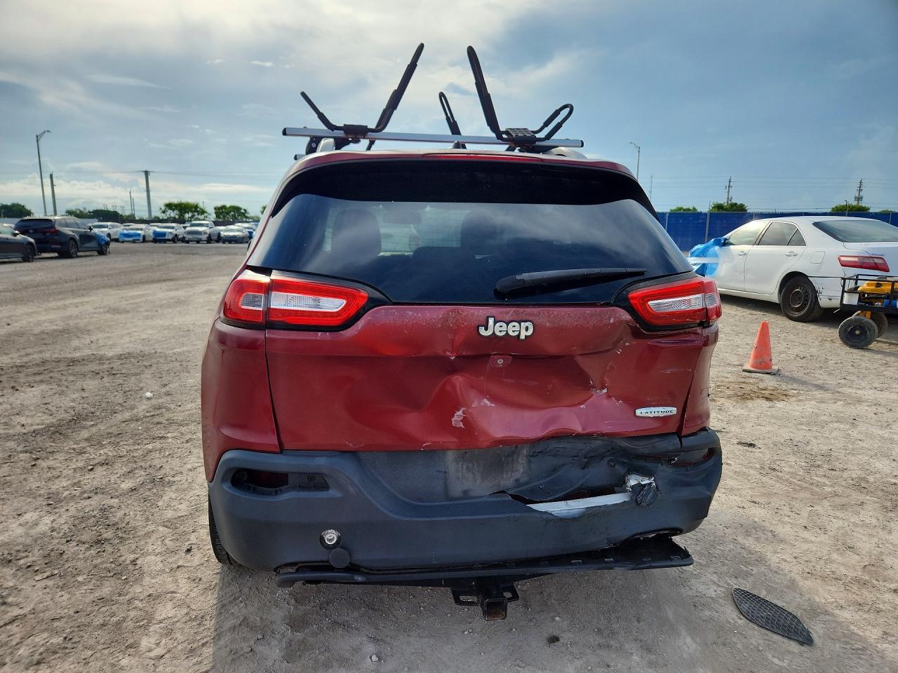 2015 Jeep Cherokee Latitude - Фото 6