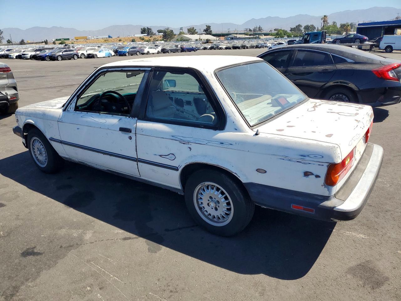 1987 BMW 325 Base - Фото 2