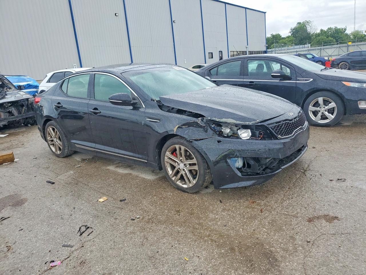 2013 Kia Optima - Image 4