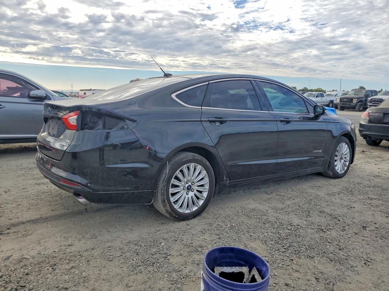2014 Ford Fusion Se Hybrid - Фото 3